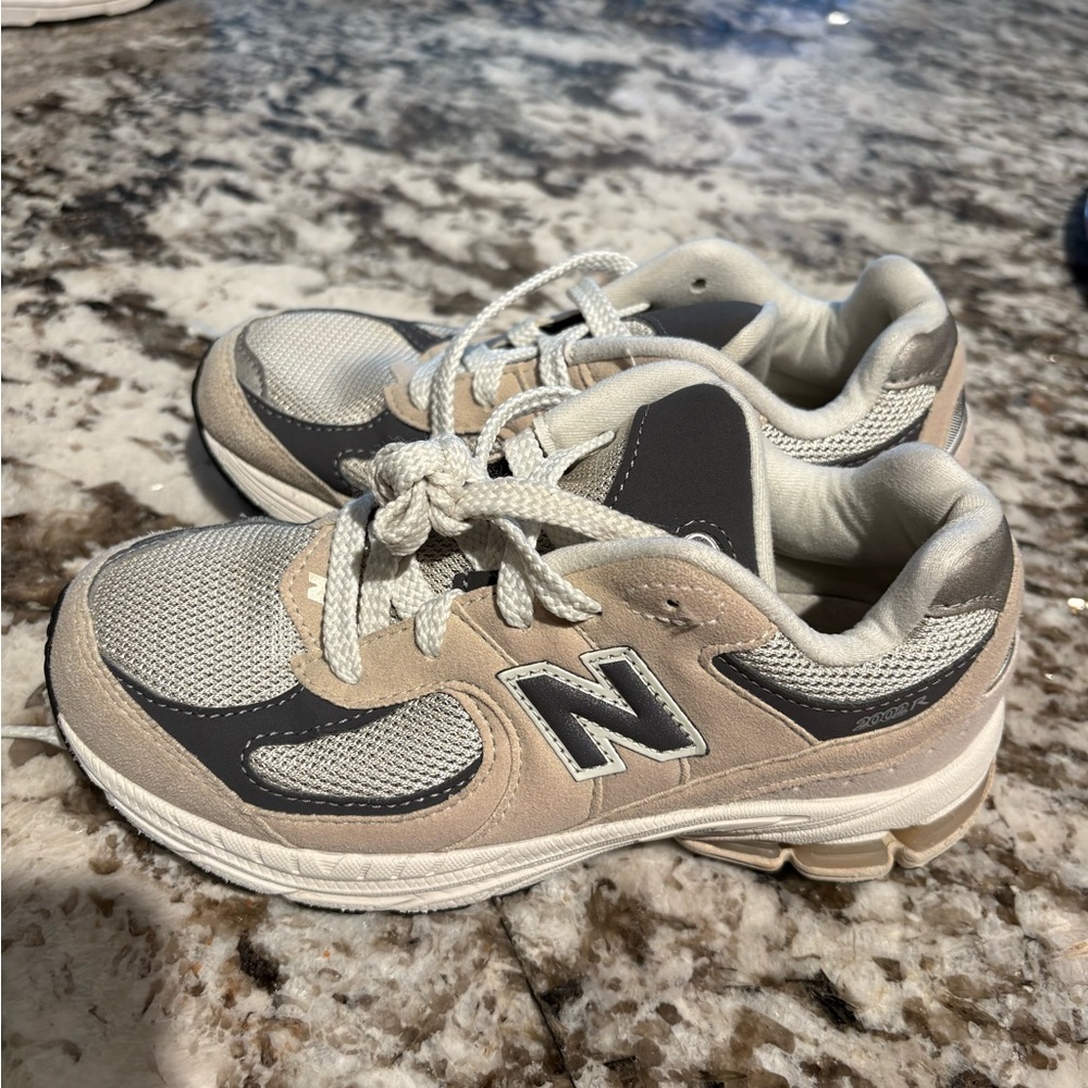 New Balance Kids' Sneakers in Gray and Cream